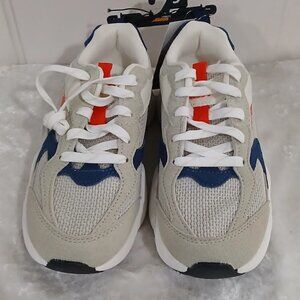Avia Boys Feature Lace Sneakers Size 3